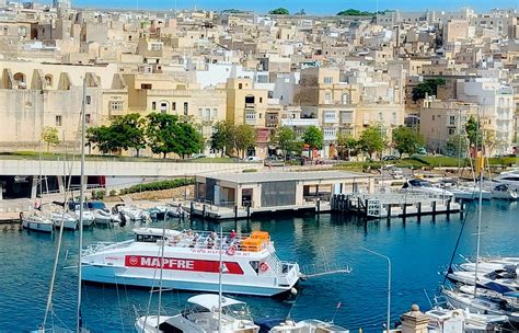 bormla to valletta ferry.